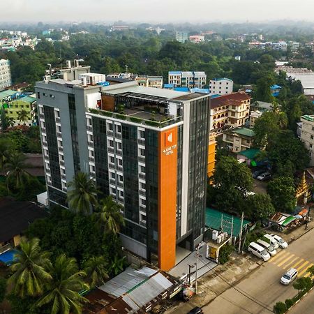 Hlaine Tet Hotel Yangon Exterior foto