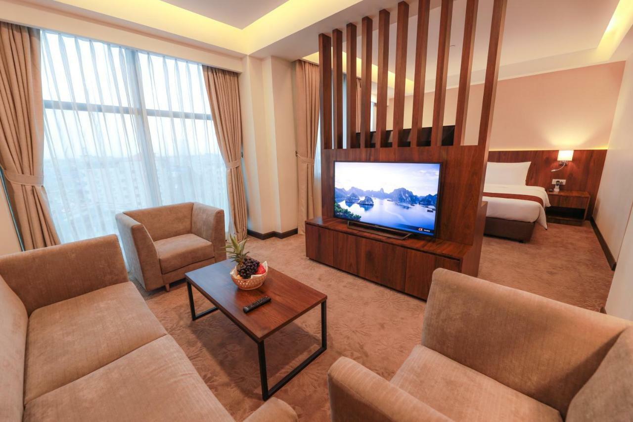 Hlaine Tet Hotel Yangon Exterior foto